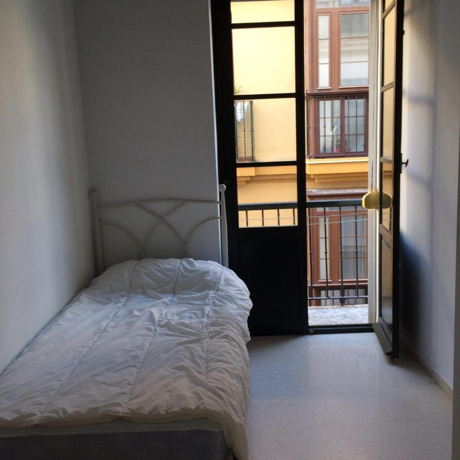 Apartamento Muy Bien Situado En El Centro De Cadiz Y Al Lado De La Playa Exterior foto