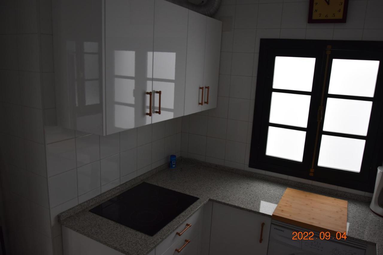 Apartamento Muy Bien Situado En El Centro De Cadiz Y Al Lado De La Playa Exterior foto