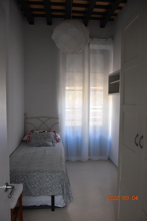 Apartamento Muy Bien Situado En El Centro De Cadiz Y Al Lado De La Playa Exterior foto